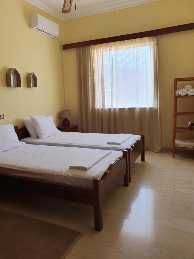 Villa Sunny House Vathí Esterno foto